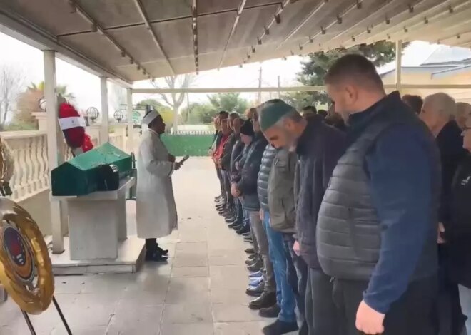 Gazeteci İlker Yağmur, Beyoğlu’nda Taksi Çarpması Sonucu Hayatını Kaybetti